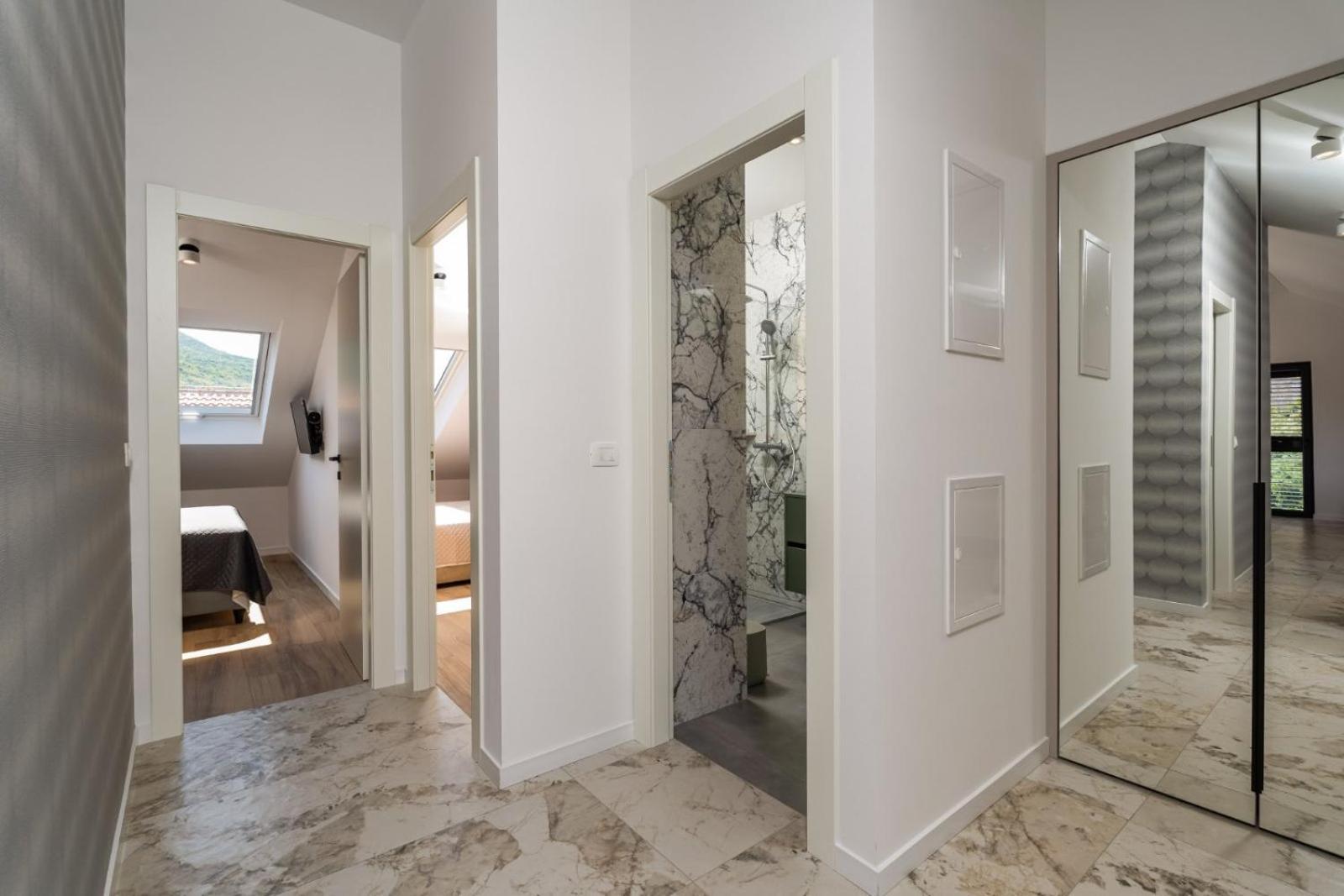 זאטון Apartments Maria מראה חיצוני תמונה