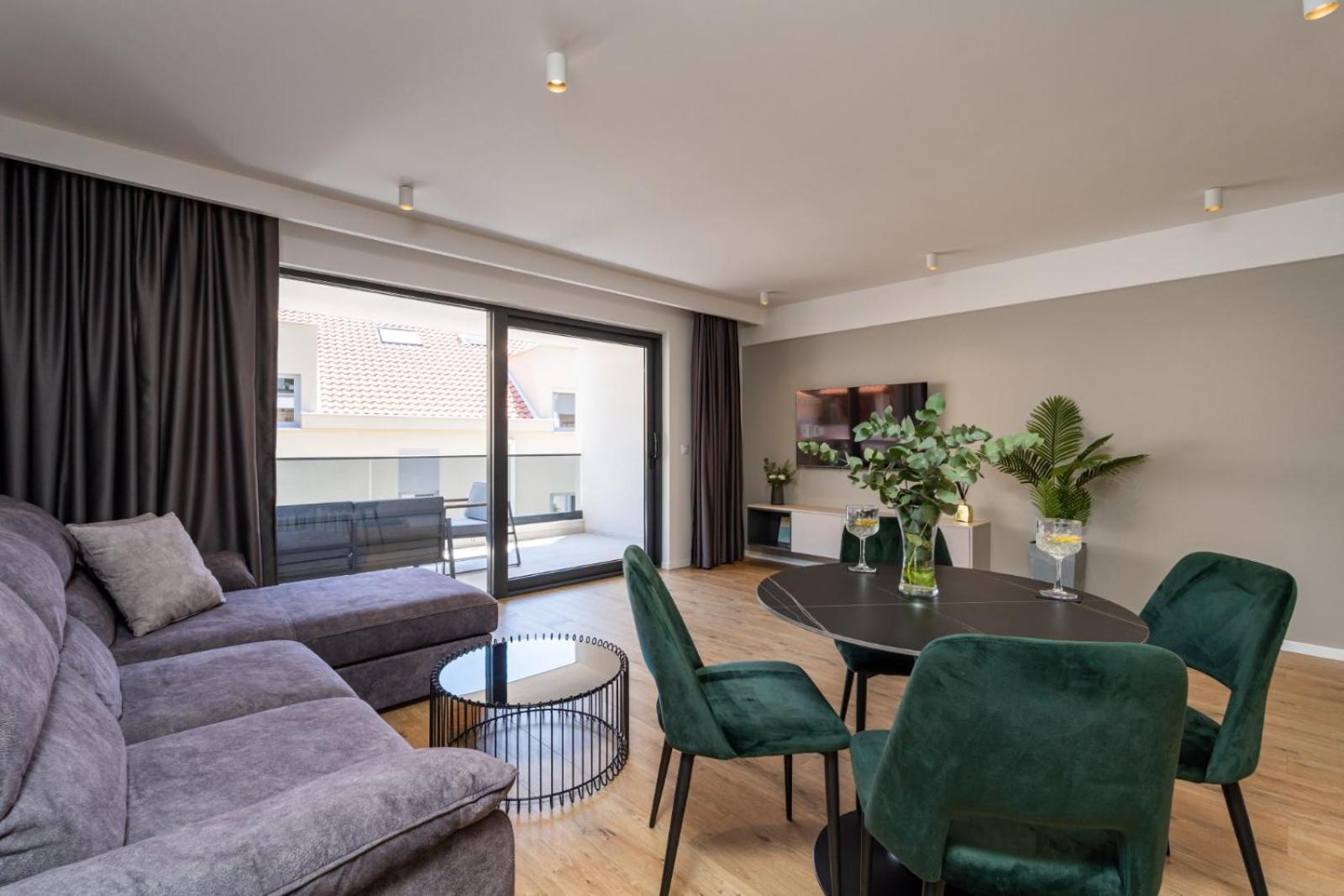 זאטון Apartments Maria מראה חיצוני תמונה